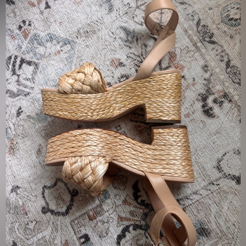 NWT Marc Fisher Platform Raffia Sandals Size 6 - Picture 3 of 6